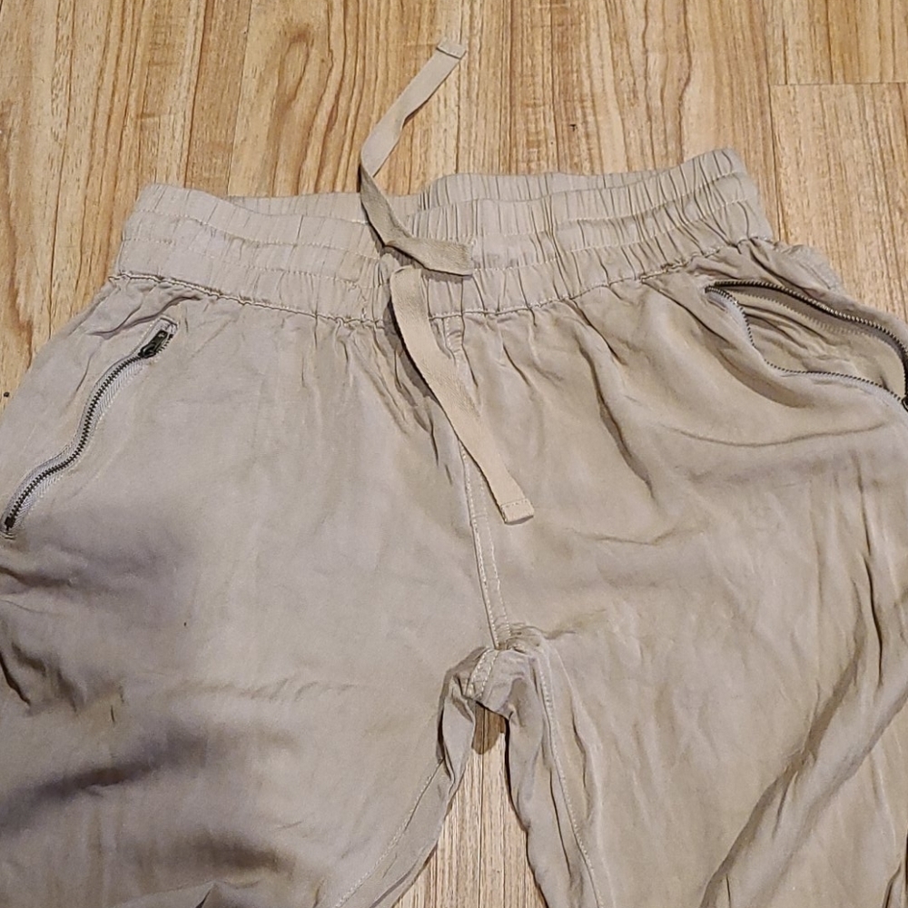 Khaki colored cargo panta - Picture 6 of 6